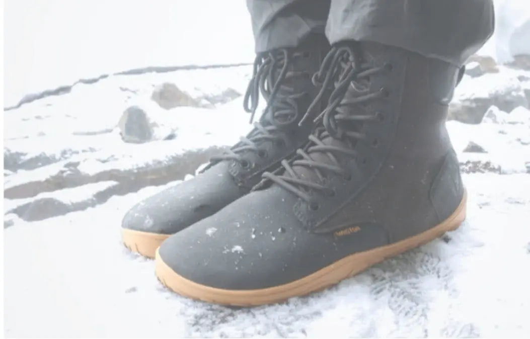 Miksi vaihdoin paljasjalkakenkiin – ja mitä se teki mun keholle? - Vakaaputiikki